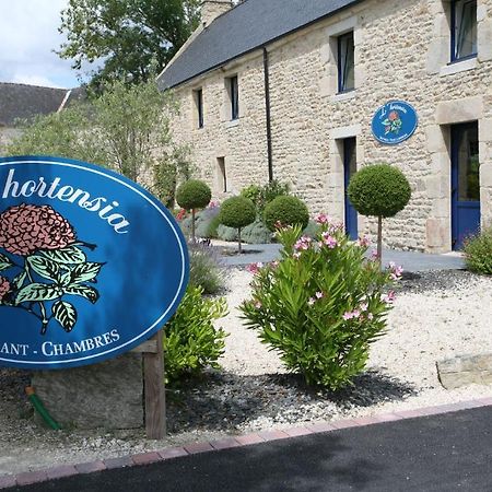 Hotel - Restaurant L'Hortensia Noyalo ภายนอก รูปภาพ
