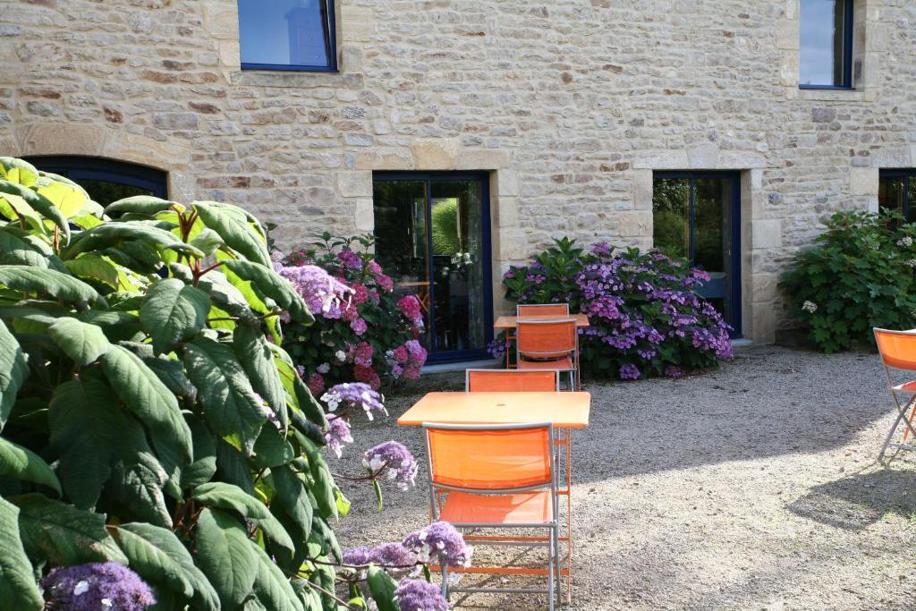 Hotel - Restaurant L'Hortensia Noyalo ห้อง รูปภาพ