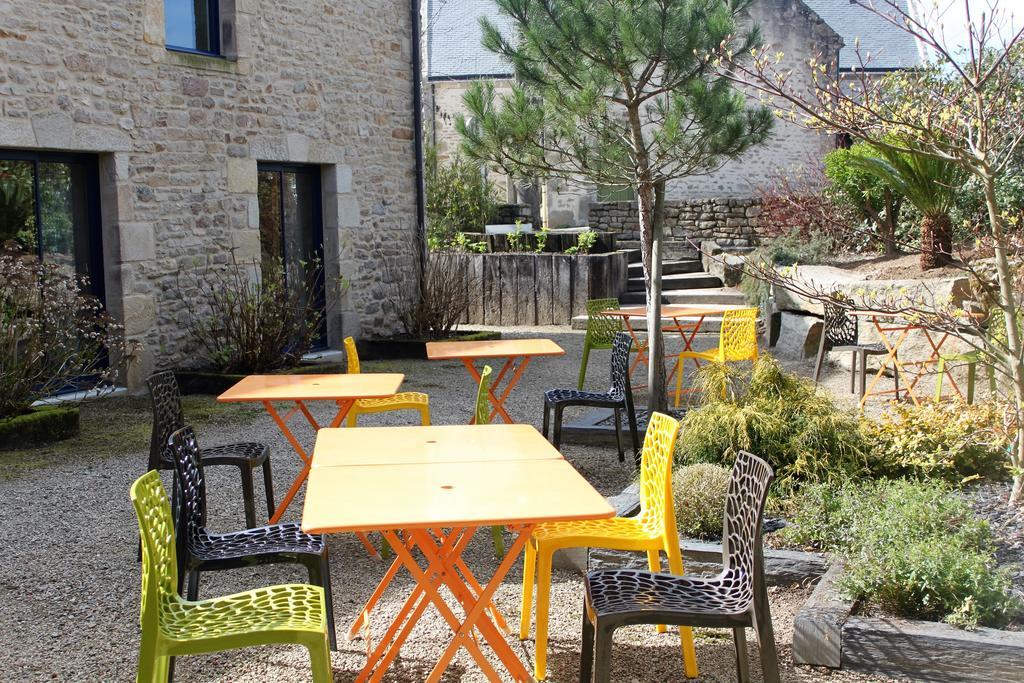 Hotel - Restaurant L'Hortensia Noyalo ภายนอก รูปภาพ