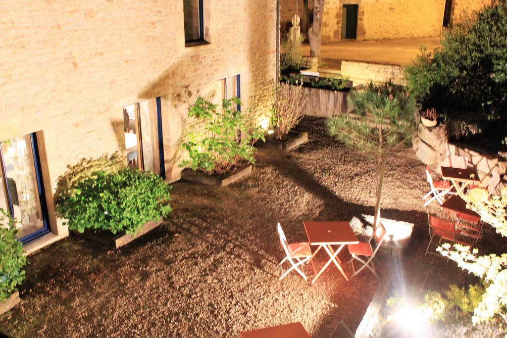 Hotel - Restaurant L'Hortensia Noyalo ภายนอก รูปภาพ